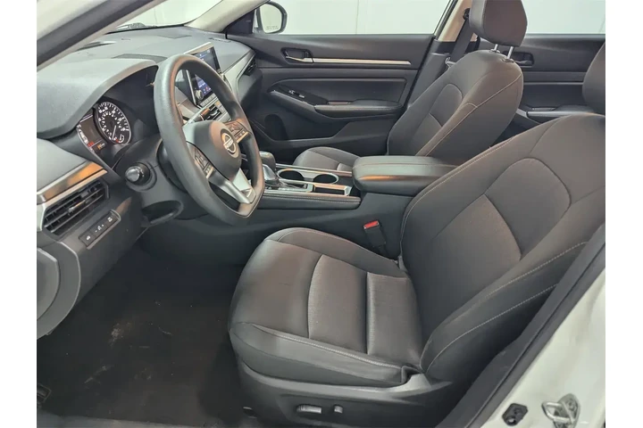 $21499 : Nissan Altima 2023 2.5 SV 4d image 10