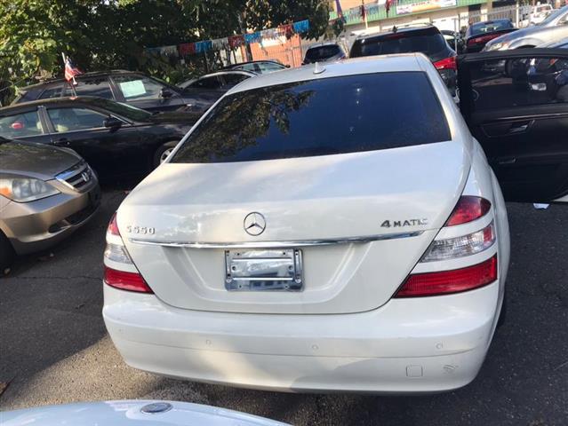 $14995 : Used 2009 S-Class 4dr Sdn 5.5 image 9