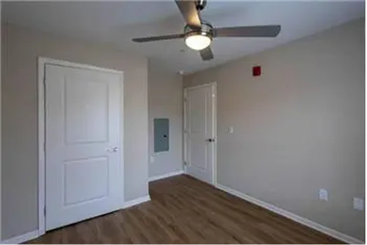 $2098 : Rental property with 2 bedro image 3