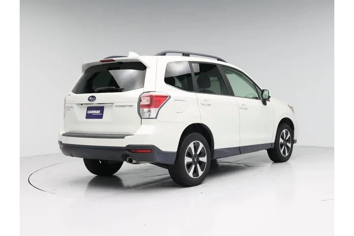 $23998 : Subaru Forester 2018 AWD 2.5 image 8