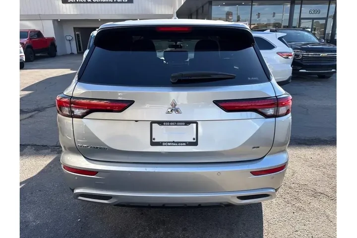 $26988 : Mitsubishi Outlander 2024 AW image 4