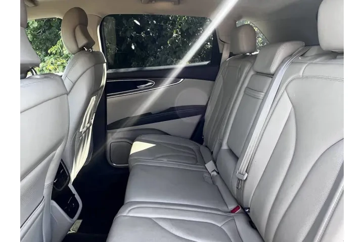 $15995 : 2017 MKX Reserve image 8