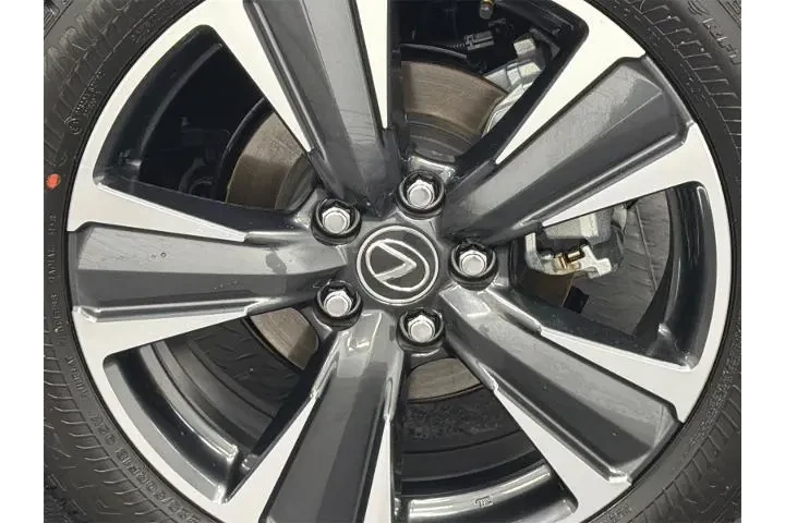 $40000 : Lexus UX 300h 2025 AWD 4dr C image 5