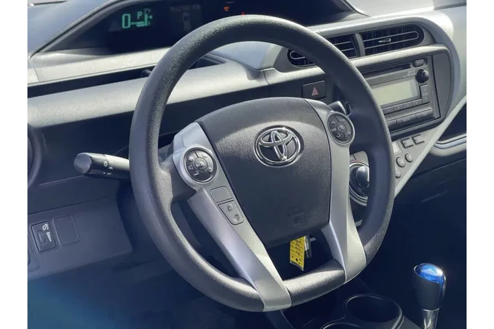 $12974 : 2012 Prius c Two image 3