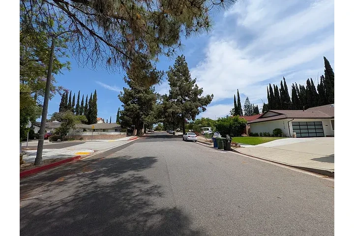 $2500 : 3bedroom available for rent image 5