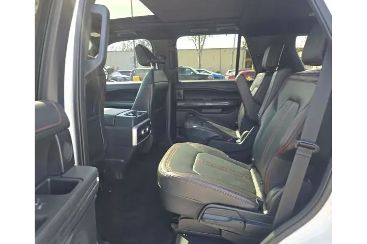 $36400 : Ford Expedition 2022 4x2 Lim image 6