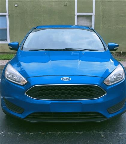 $5000 : Se vende Ford Focus SE 2016 image 4