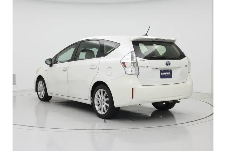 $14998 : Toyota Prius v 2014 Five 4dr image 2