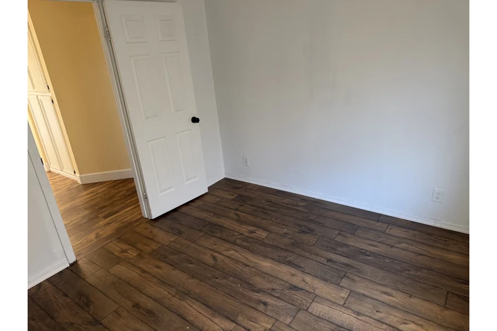 $700 : Habitacion en Palmdale image 1