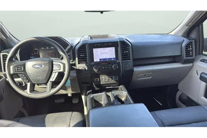 $31358 : Ford F-150 2020 4x4 XL 4dr S image 8