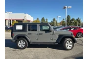 $24980 : Jeep Wrangler Unlimited 2019 thumbnail