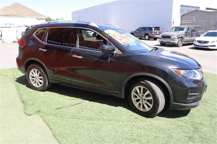 $15999 : 2018 NISSAN ROGUE SV image 3