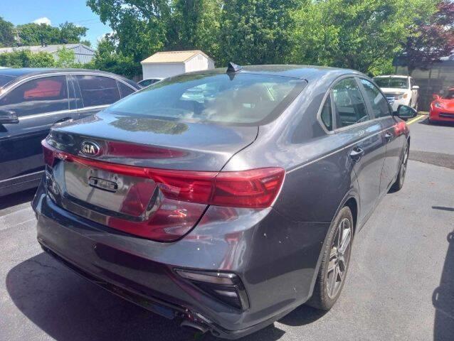 $13500 : 2019 Forte S image 9