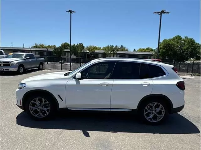 2024 BMW X3 sDrive30i image 8