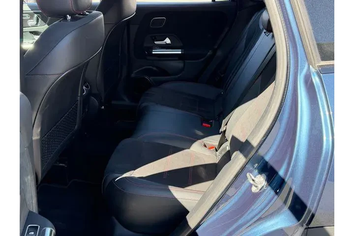 $23755 : Mercedes-Benz GLA 2021 GLA 2 image 10