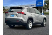 $19799 : Toyota RAV4 2020 AWD XLE 4dr thumbnail