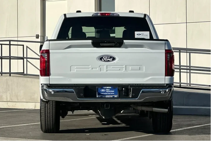 $38800 : Ford F-150 2024 4x4 XLT 4dr image 4