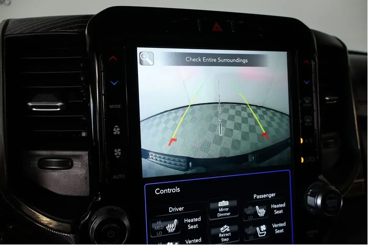 $38489 : Ram 1500 2020 4x4 Limited 4d image 6