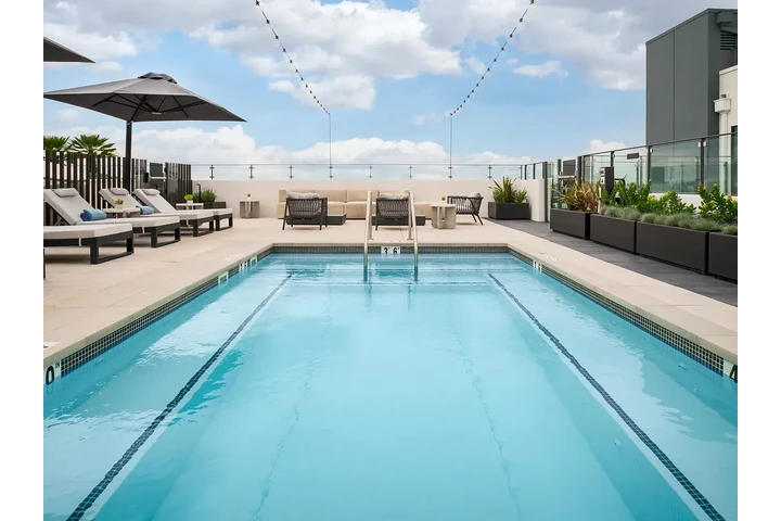 $3167 : 2 bed Apartments up for rental image 8