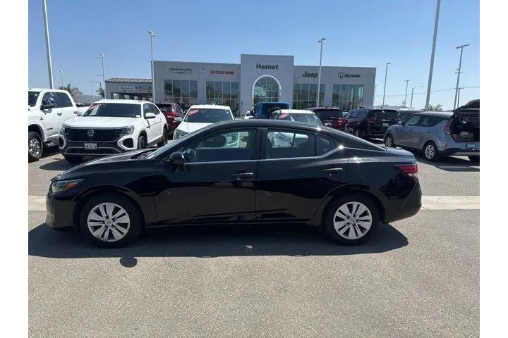 $18983 : Nissan Sentra 2024 S 4dr Sed image 5