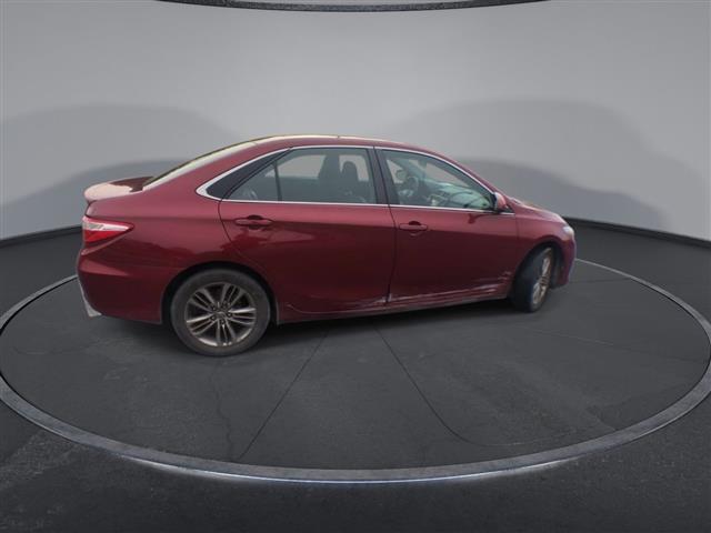$17000 : PRE-OWNED 2017 TOYOTA CAMRY SE image 9