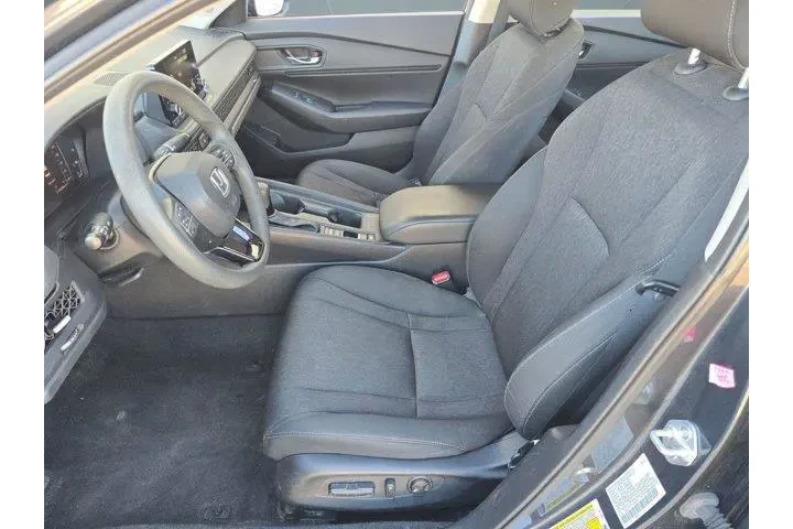 $21499 : Honda Accord 2023 EX 4dr Sed image 5