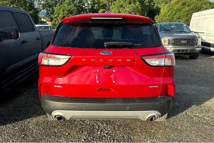 $23962 : Ford Escape 2022 AWD SEL 4dr image 6