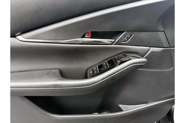 $21999 : Mazda CX-30 2023 AWD 2.5 S P image 8