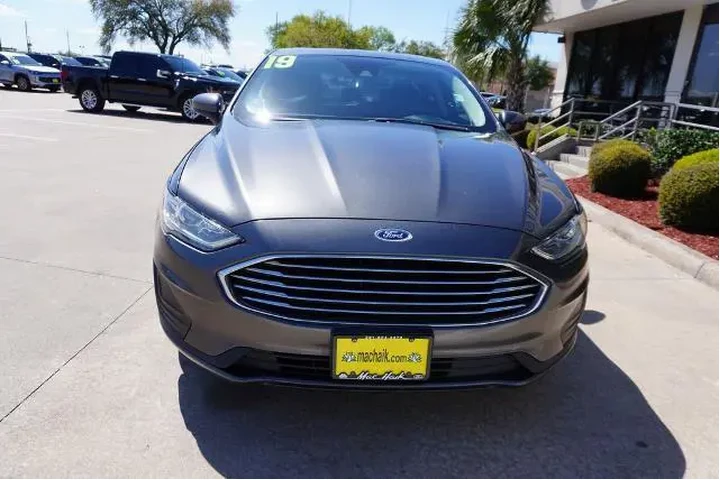 $11988 : Ford Fusion 2019 AWD SE 4dr image 2