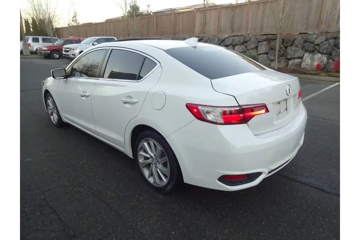 $8900 : 2018 ILX w/Tech image 5