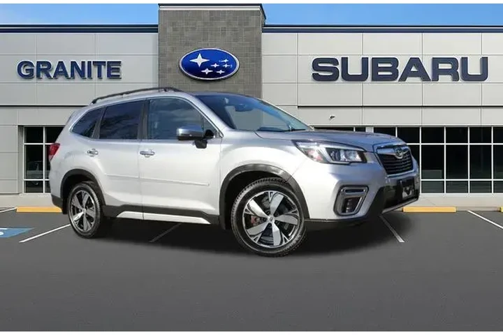 $18490 : Subaru Forester 2019 AWD Tou image 3