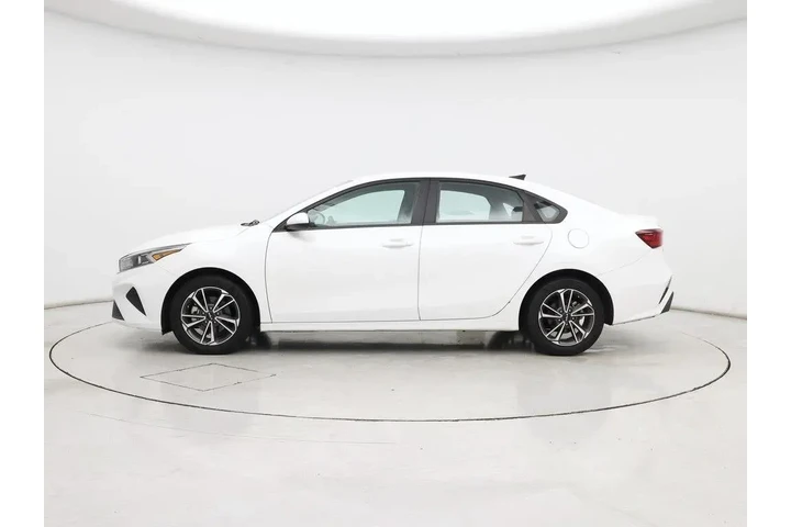 $16998 : Kia Forte 2022 LXS 4dr Sedan image 3