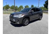$19900 : 2018 Highlander XLE thumbnail