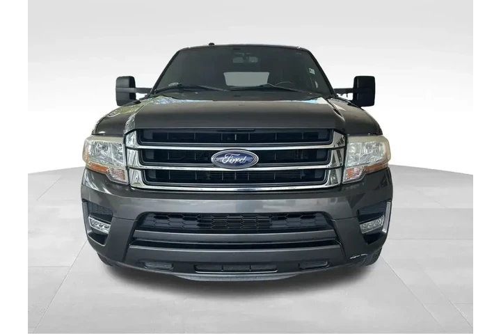 $16675 : Ford Expedition 2017 4x2 XLT image 4