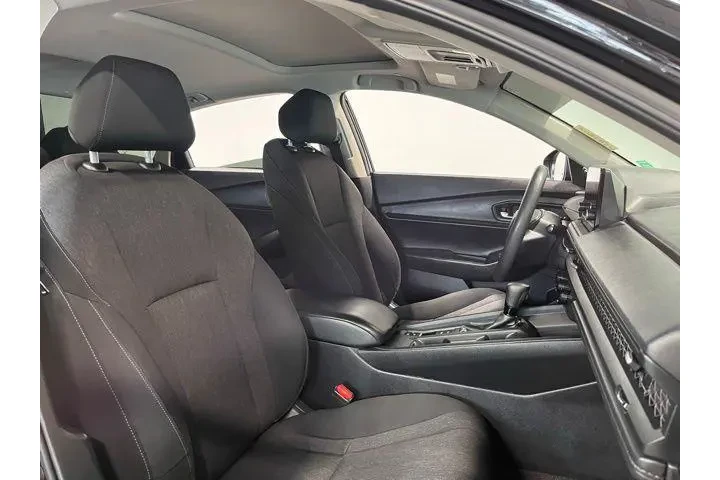 $23939 : Honda Accord 2023 image 10