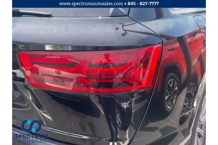 $18018 : Audi Q7 2019 AWD quattro SE image 9