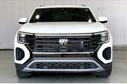 $27971 : Volkswagen Atlas Cross Sport thumbnail