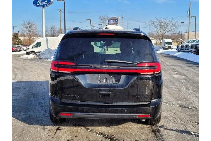 $37697 : Chrysler Pacifica 2025 Limit image 4