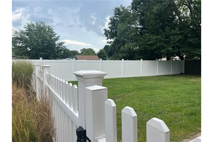 $1400 : Great 2 Bedroom -1 Bath APT image 7