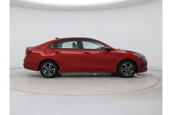 $17998 : Kia Forte 2024 LXS 4dr Sedan image 7