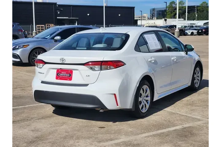 $18641 : Toyota Corolla 2024 LE 4dr S image 7
