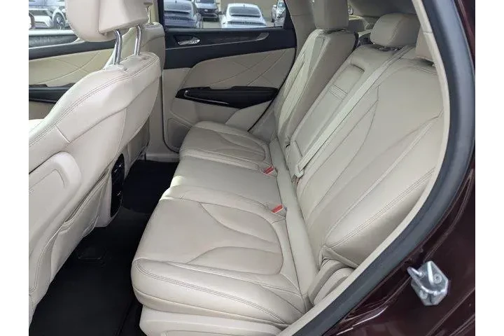 $17999 : Lincoln MKC 2017 AWD Reserve image 7