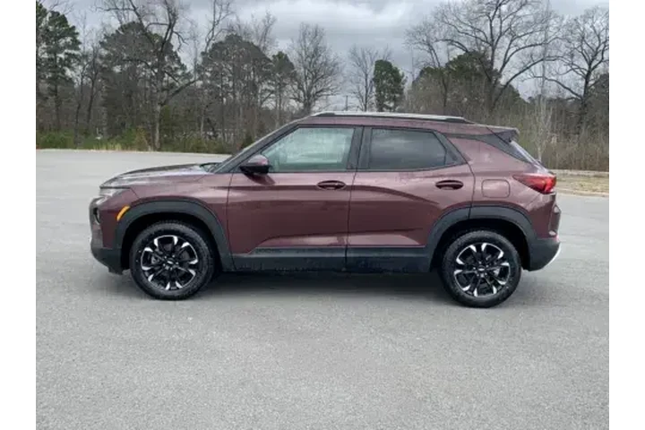 $24900 : 2023 TRAILBLAZER LT image 4