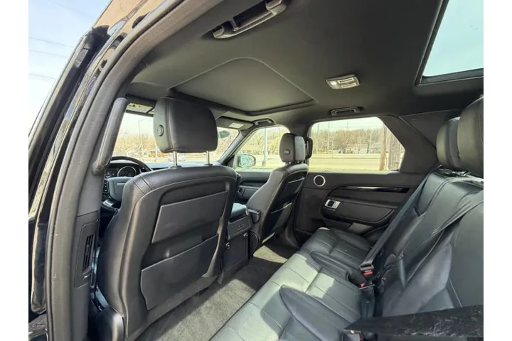 $13999 : 2020 Land Rover Discovery SE image 9
