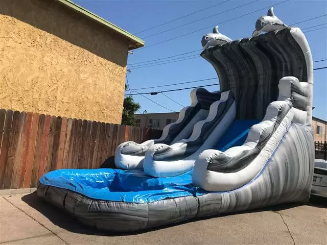 Baños nuevosmesas sillas image 1