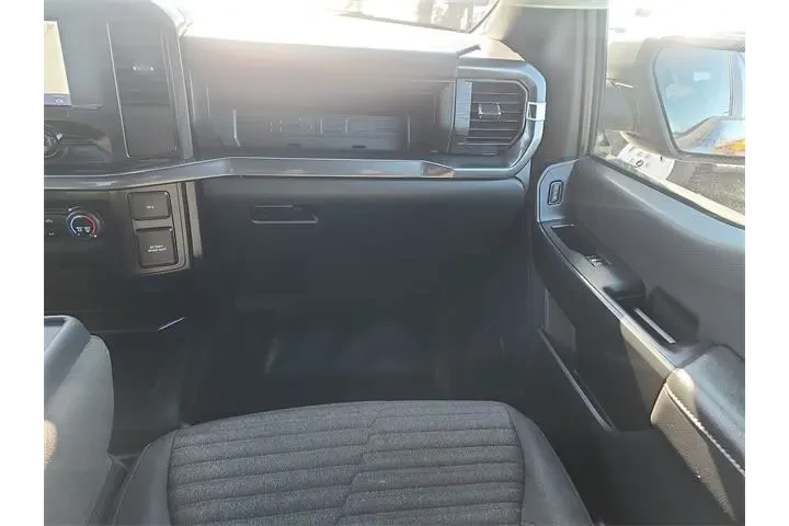 $38995 : Ford F-150 2023 4x4 XLT 4dr image 10