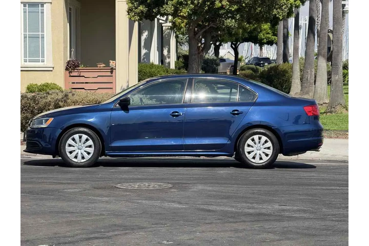 $7988 : 2014 Jetta Sedan S image 8