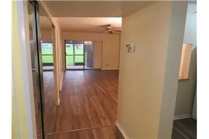 $1450 : Rental property with 1 bedro image 3