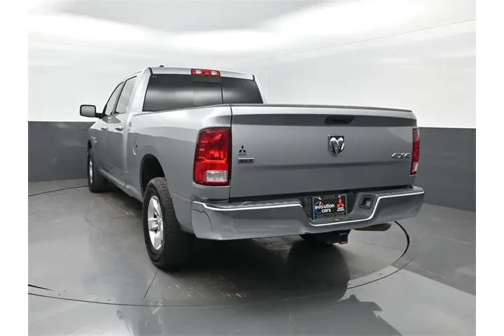 $22547 : Ram 1500 Classic 2020 4x4 SL image 3