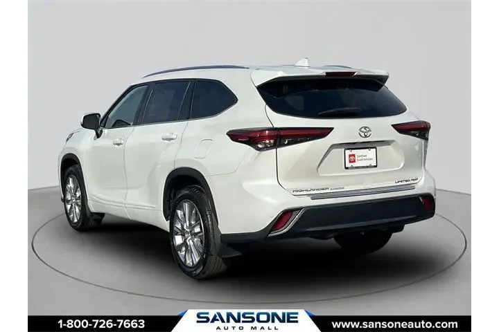 $37059 : Toyota Highlander 2022 AWD L image 4